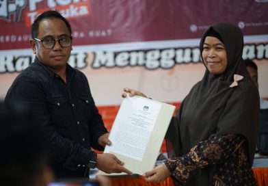 Galeri Foto ; Penetapan Rekapitulasi DPTb dan DPK Tahap Pertama Galeri Foto ; Penetapan Rekapitulasi DPTb dan DPK Tahap Pertama